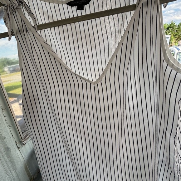 Striped V-Neck Women's Top - Picture 7 of 9